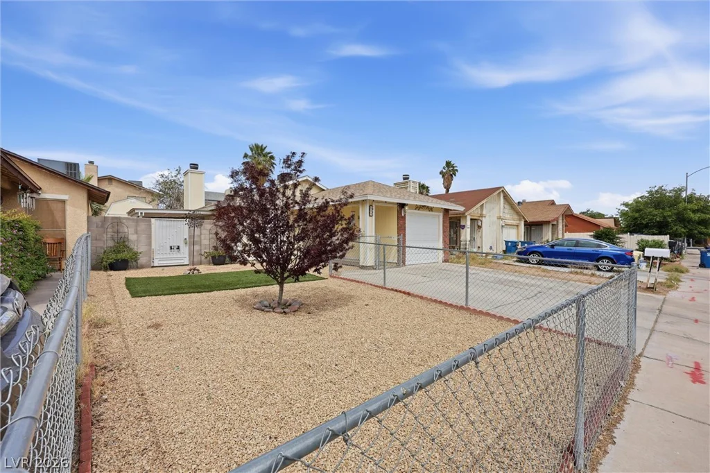 129 Parrish, Las Vegas, NV 89110