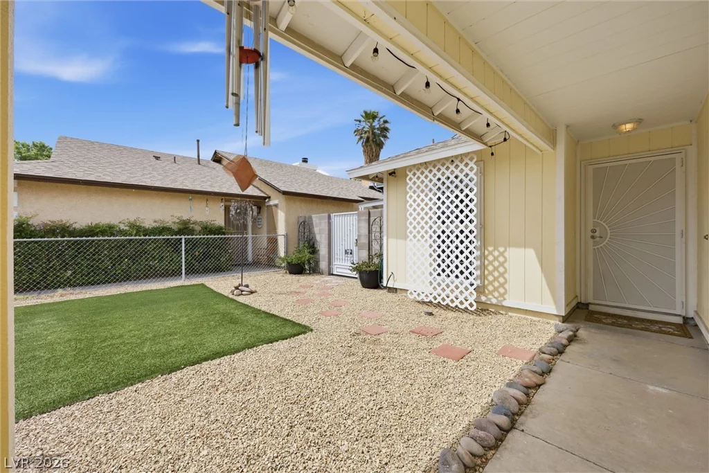 129 Parrish, Las Vegas, NV 89110