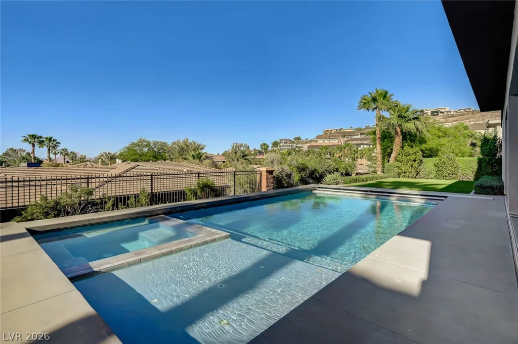 1692 Tangiers, Henderson, NV 89012