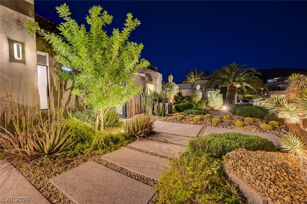 1692 Tangiers, Henderson, NV 89012