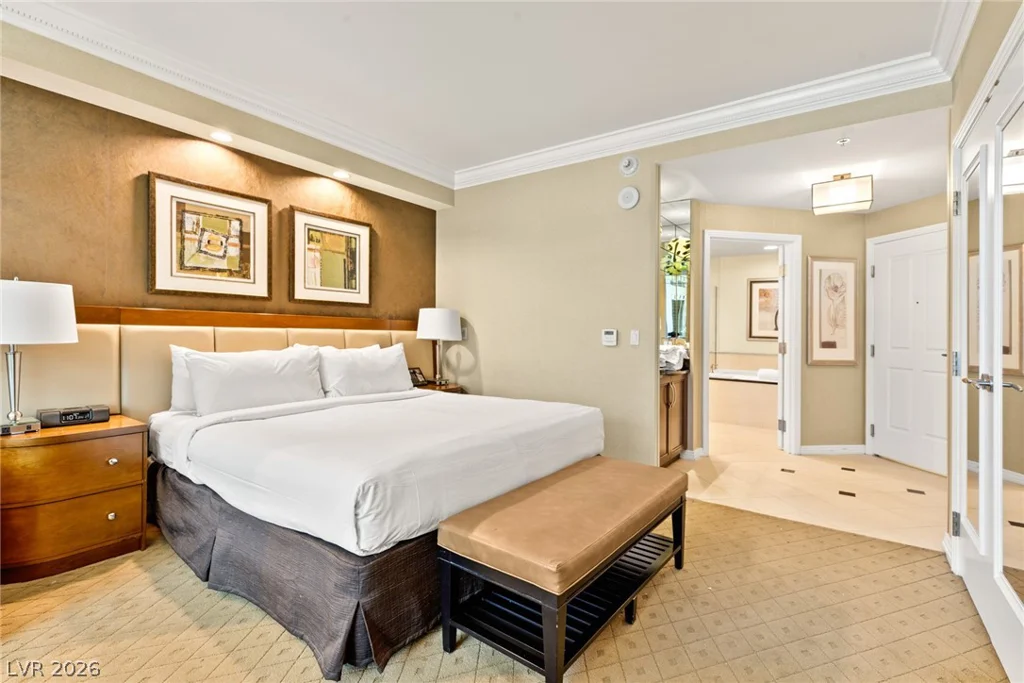 125 Harmon, Las Vegas, NV 89109