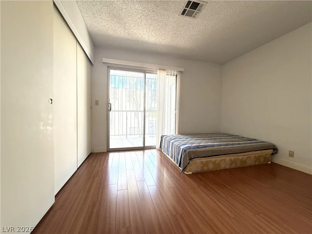 3230 Cameron, Las Vegas, NV 89102