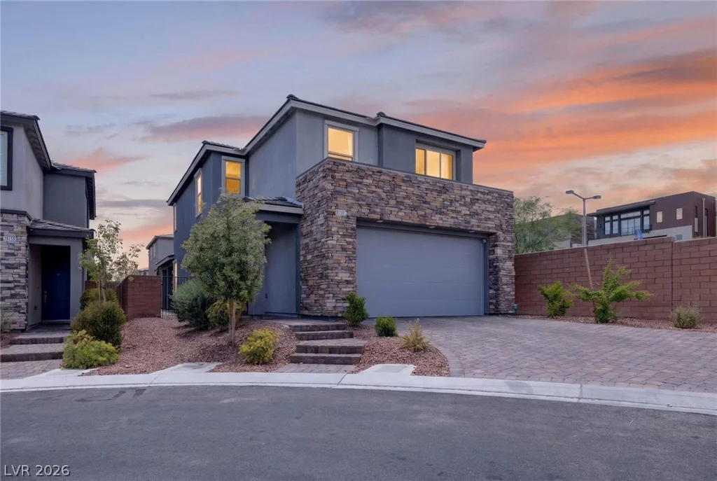 10791 Glowing Dawn, Las Vegas, NV 89135