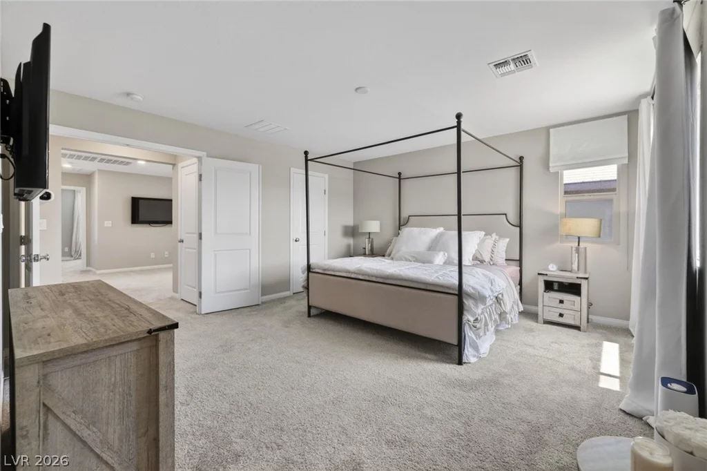 10791 Glowing Dawn, Las Vegas, NV 89135