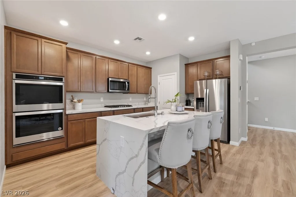 10791 Glowing Dawn, Las Vegas, NV 89135
