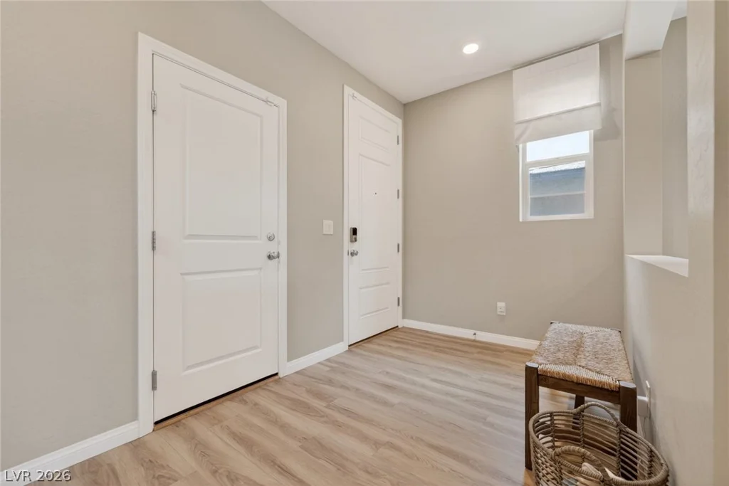10791 Glowing Dawn, Las Vegas, NV 89135