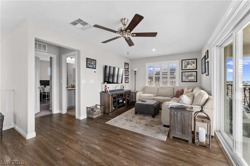8047 Mercury Skye, Las Vegas, NV 89166