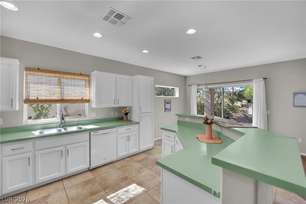 2582 Grandville, Henderson, NV 89052