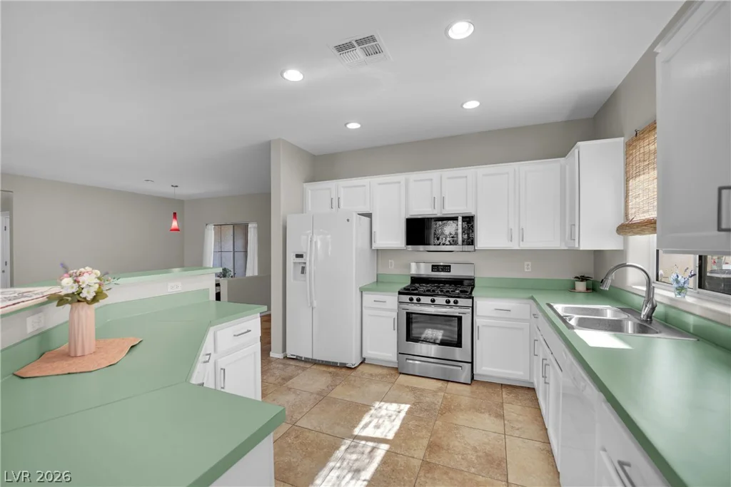 2582 Grandville, Henderson, NV 89052