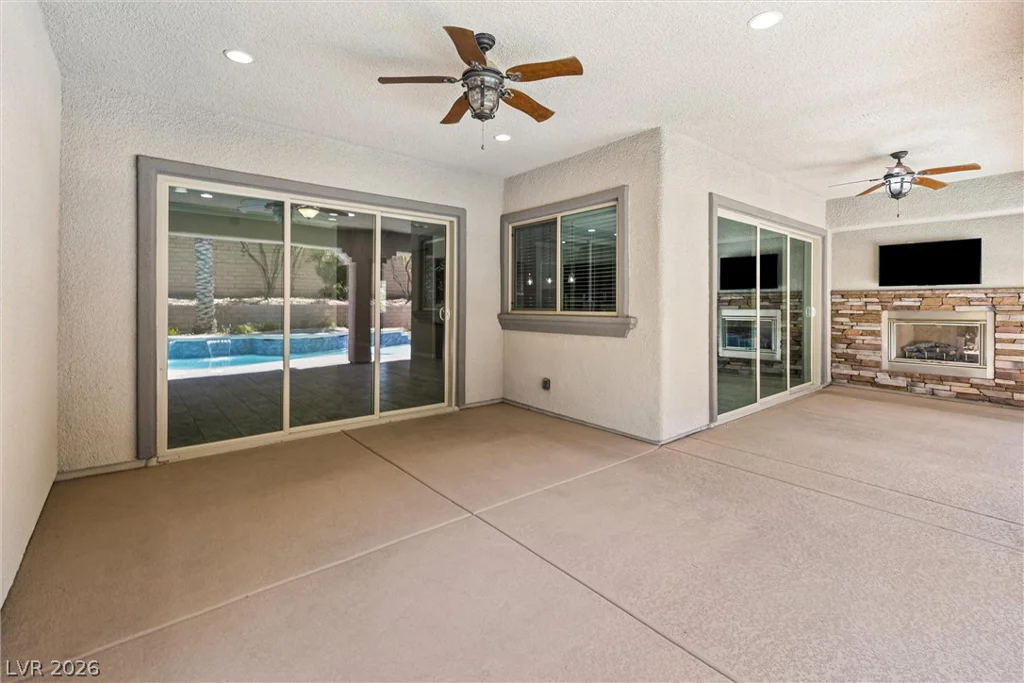 259 Calgrove, Las Vegas, NV 89138
