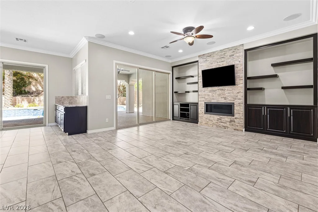 259 Calgrove, Las Vegas, NV 89138