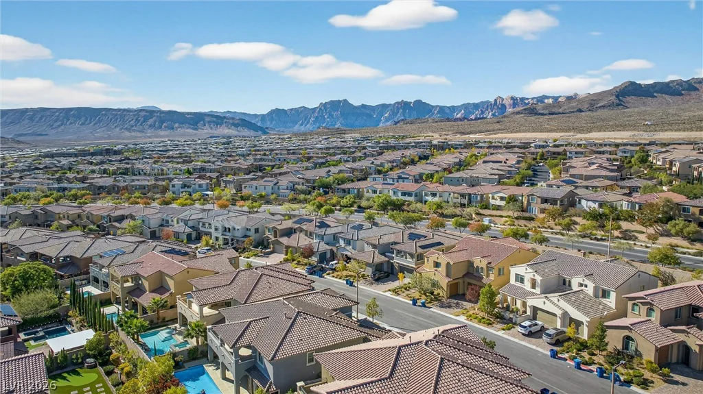 259 Calgrove, Las Vegas, NV 89138