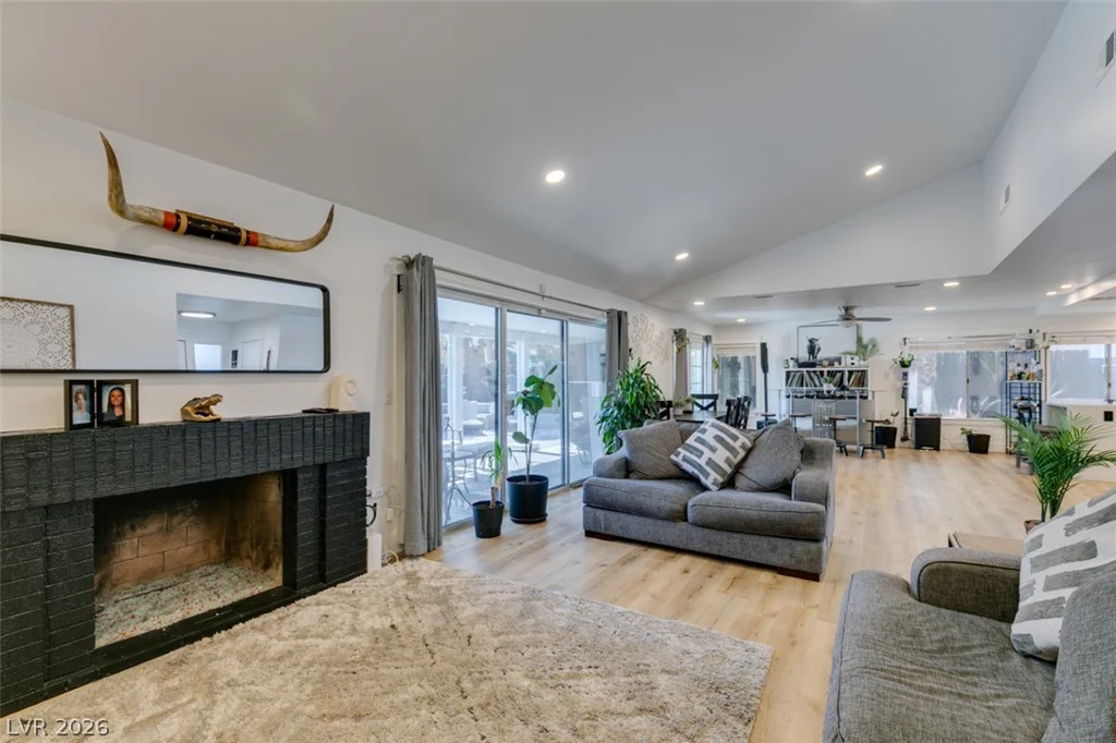 5036 Rollingwood, Las Vegas, NV 89120