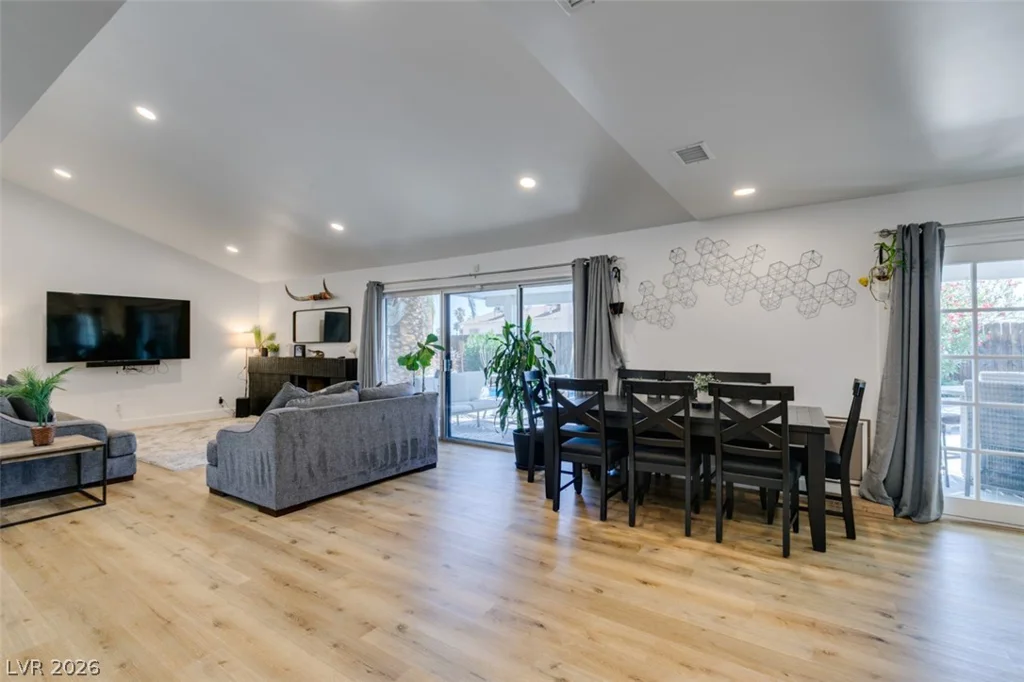 5036 Rollingwood, Las Vegas, NV 89120