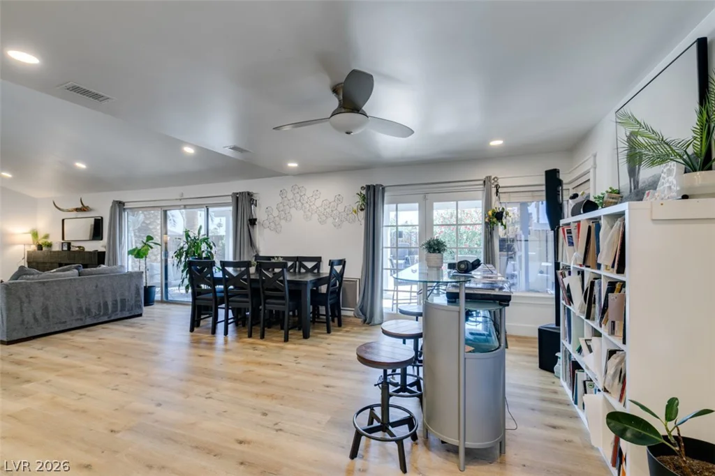 5036 Rollingwood, Las Vegas, NV 89120