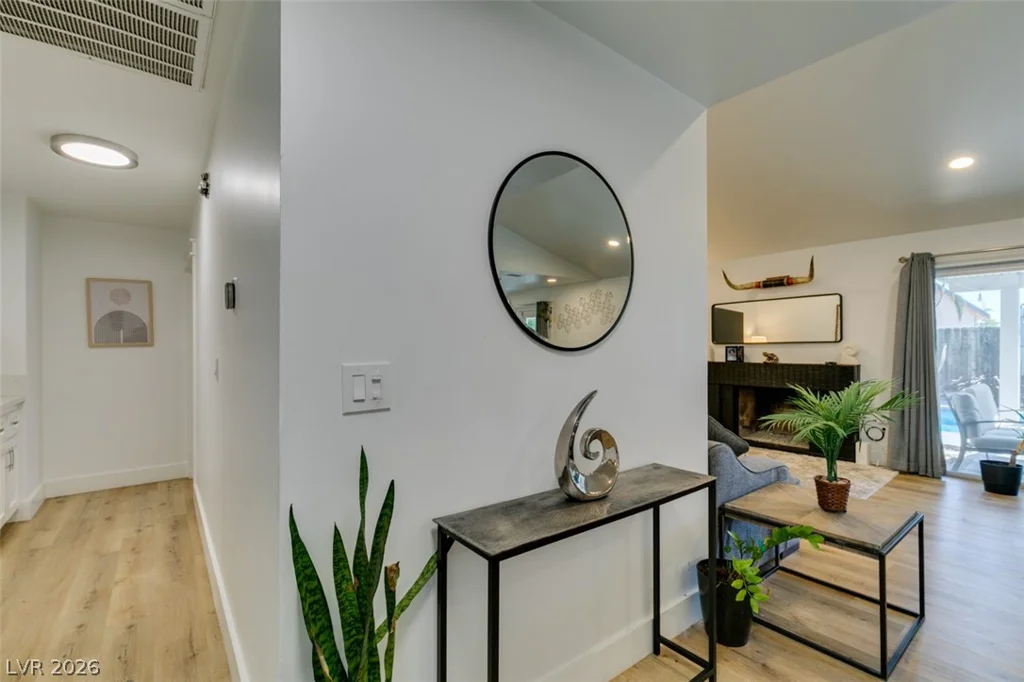 5036 Rollingwood, Las Vegas, NV 89120