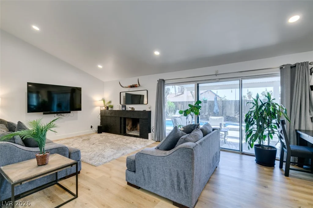 5036 Rollingwood, Las Vegas, NV 89120