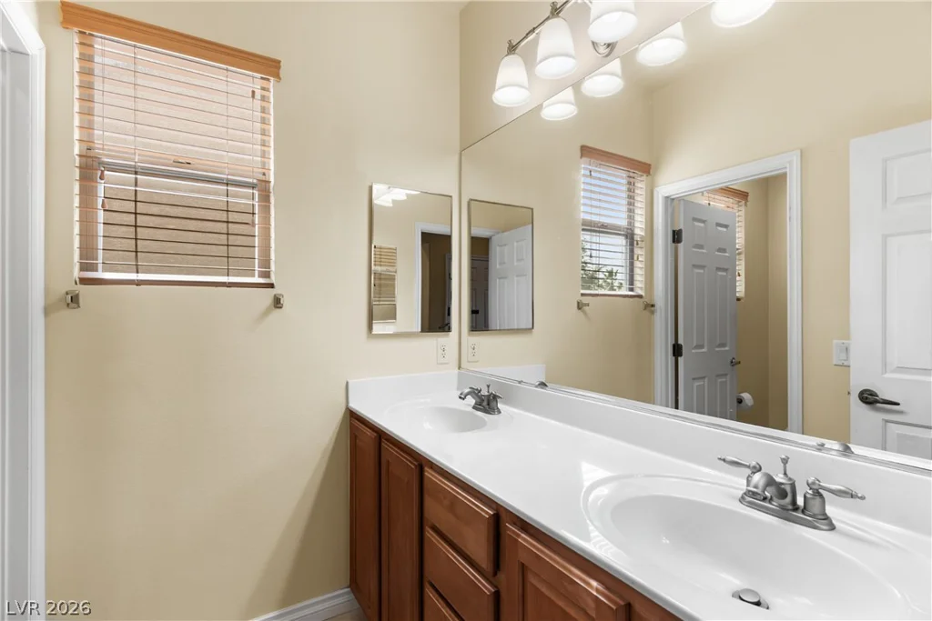 3913 San Esteban, North Las Vegas, NV 89084