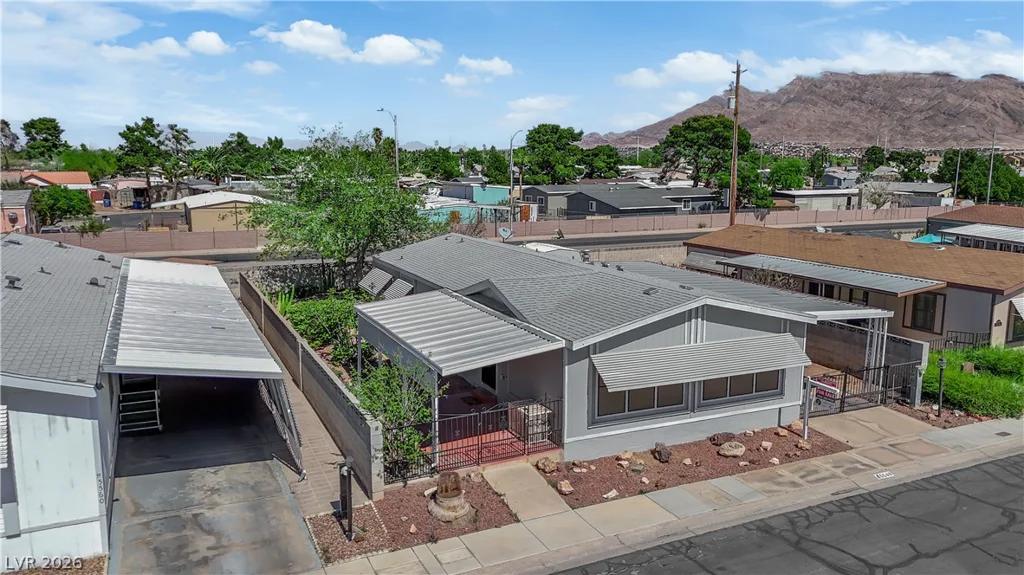 5568 Aldama, Las Vegas, NV 89122