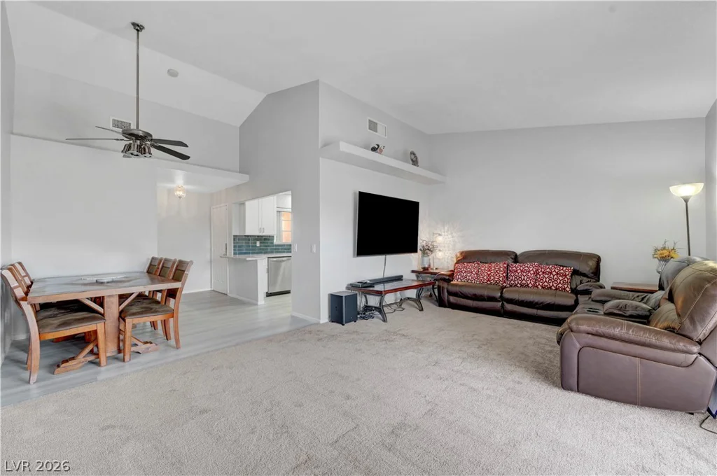 2851 Valley View, Las Vegas, NV 89102