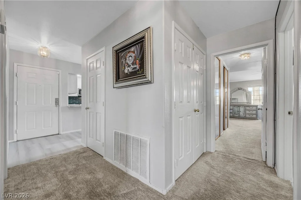 2851 Valley View, Las Vegas, NV 89102