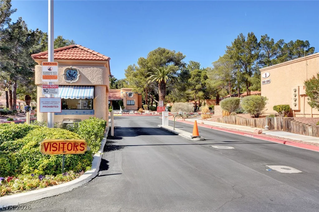 2851 Valley View, Las Vegas, NV 89102
