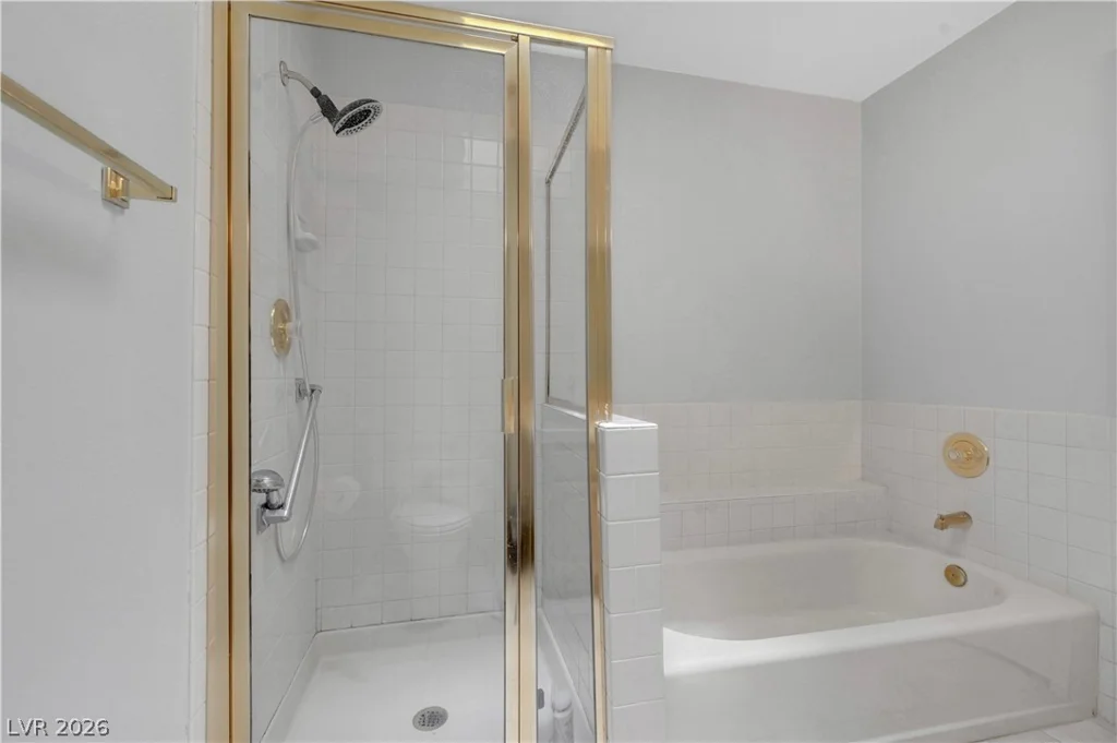 2851 Valley View, Las Vegas, NV 89102