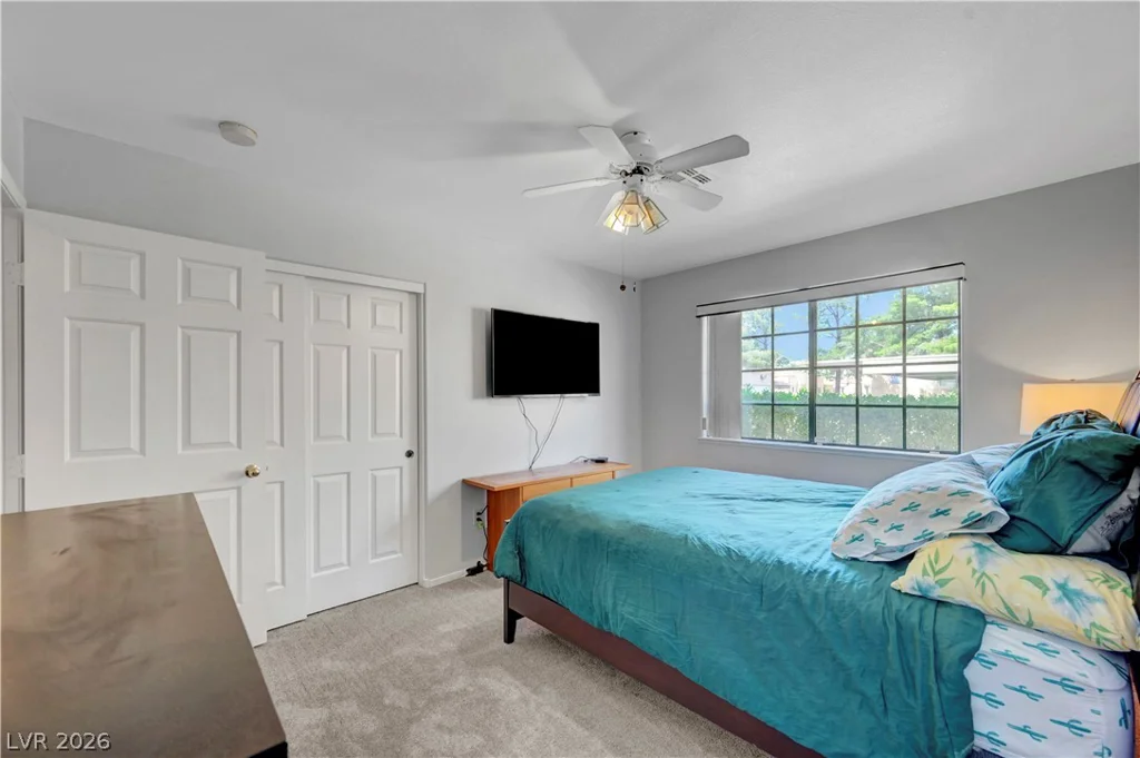 2851 Valley View, Las Vegas, NV 89102
