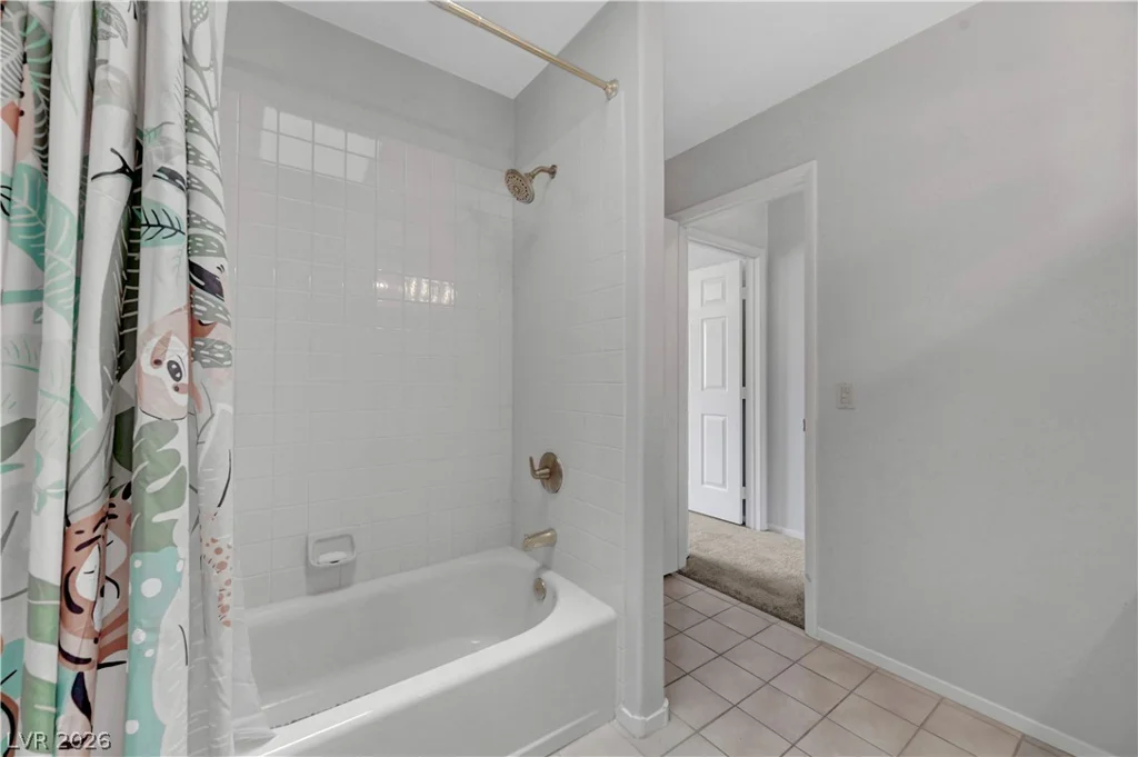 2851 Valley View, Las Vegas, NV 89102