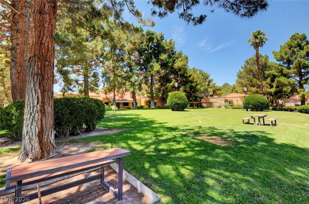 2851 Valley View, Las Vegas, NV 89102