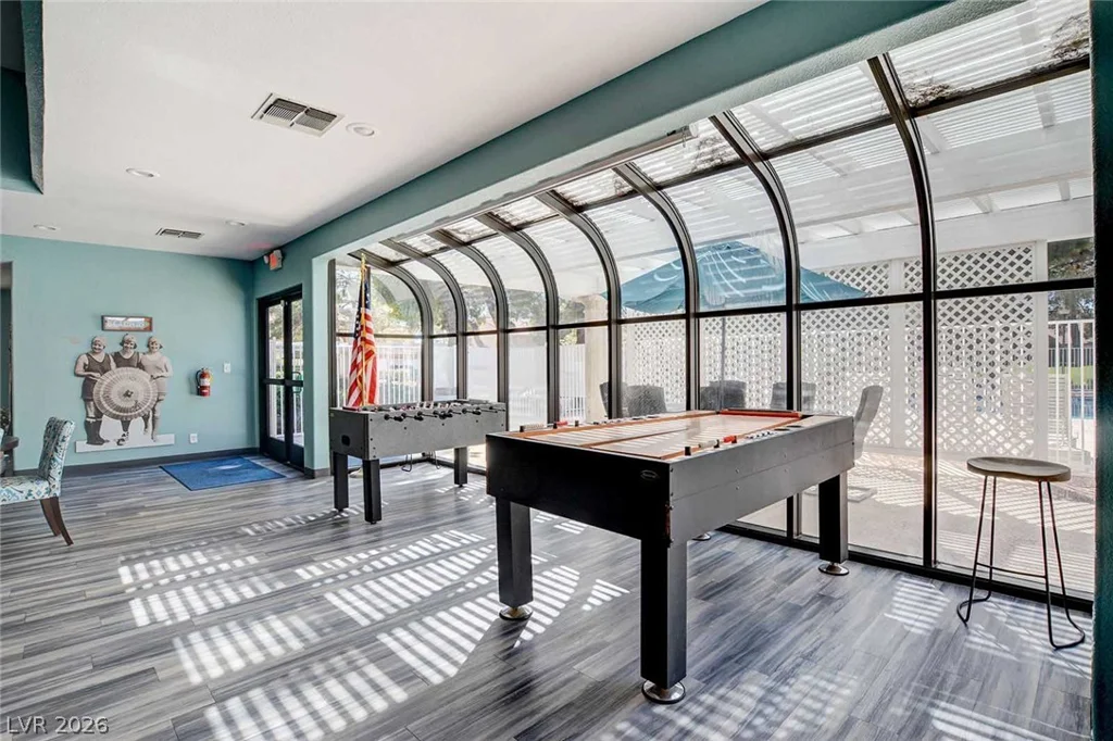 2851 Valley View, Las Vegas, NV 89102