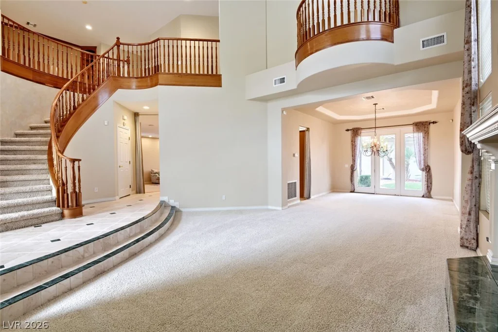 9655 Phoenician, Las Vegas, NV 89147