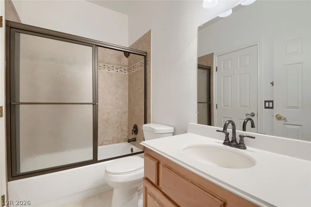 9655 Phoenician, Las Vegas, NV 89147