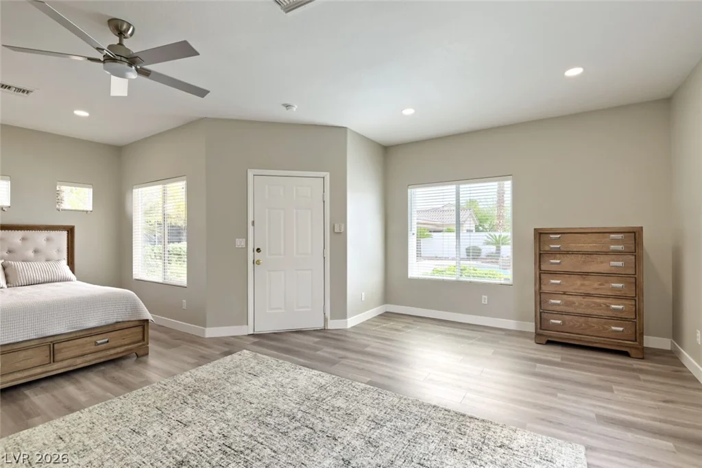 9655 Phoenician, Las Vegas, NV 89147