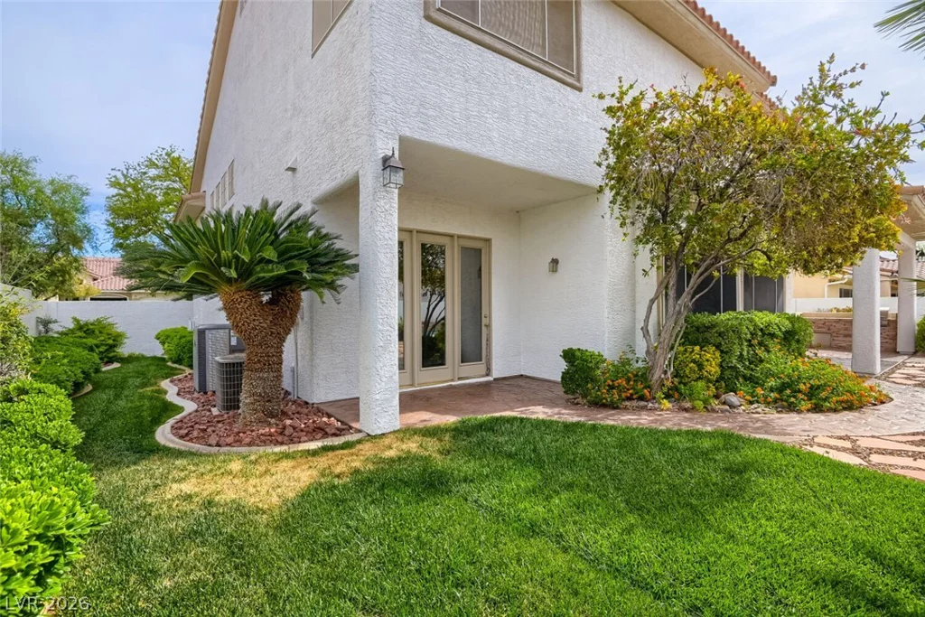 9655 Phoenician, Las Vegas, NV 89147