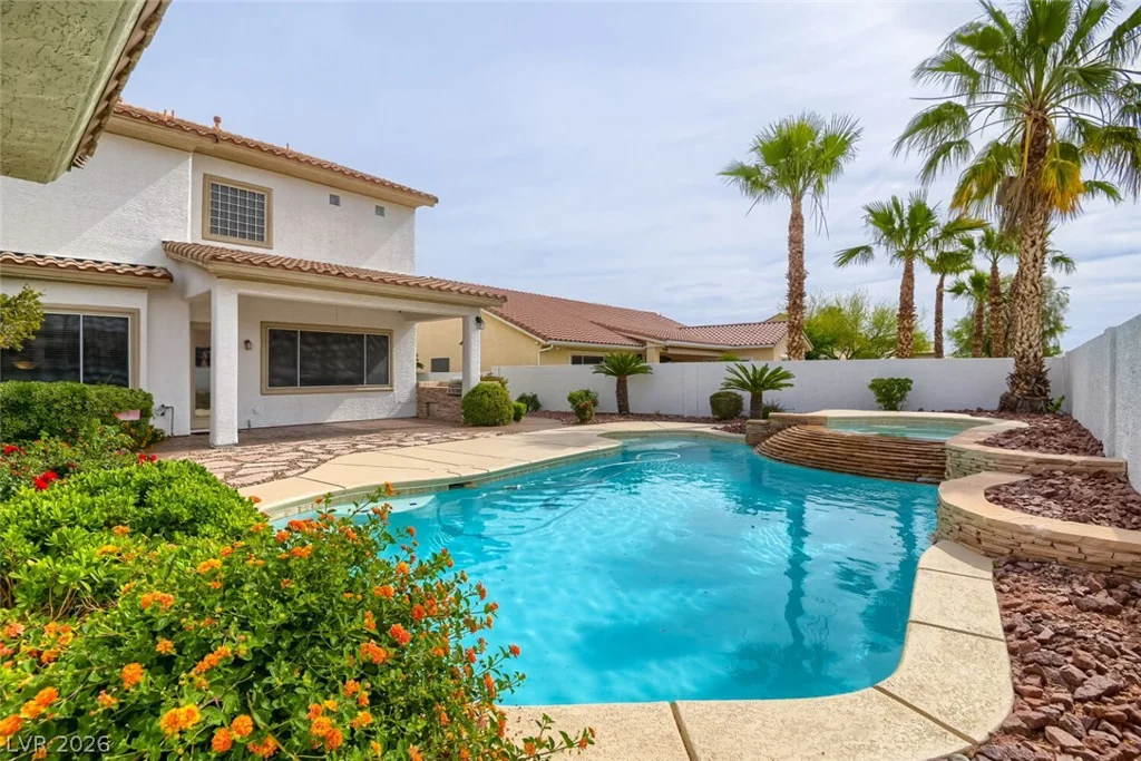 9655 Phoenician, Las Vegas, NV 89147