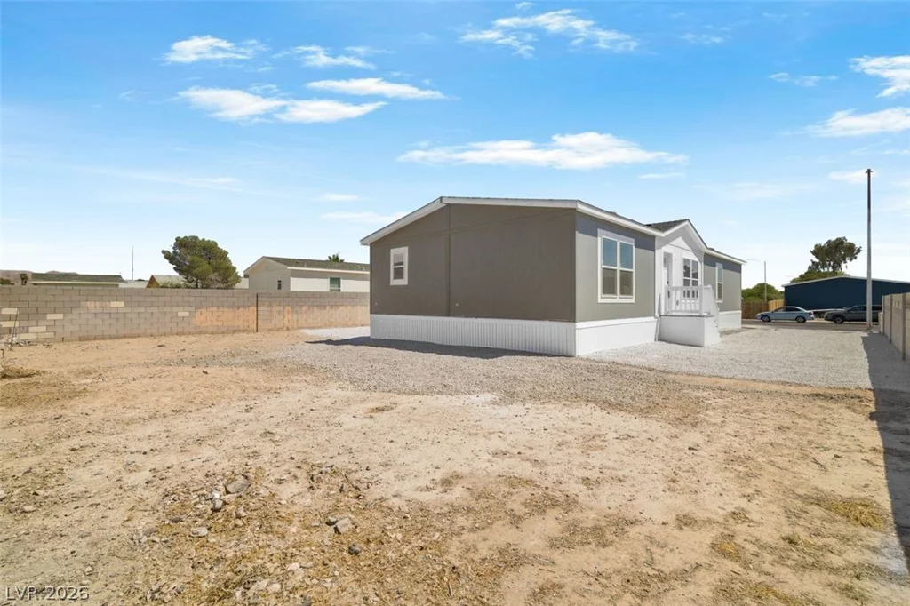 4618 Crystal Peak, Las Vegas, NV 89115