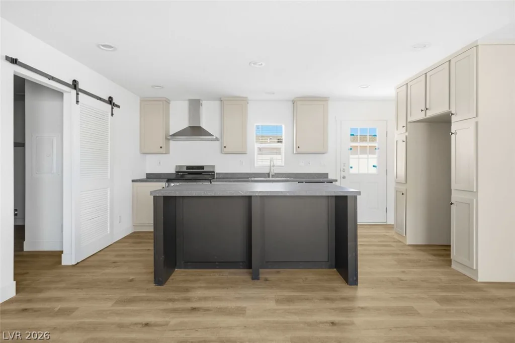 4618 Crystal Peak, Las Vegas, NV 89115