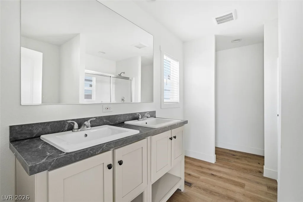 4618 Crystal Peak, Las Vegas, NV 89115