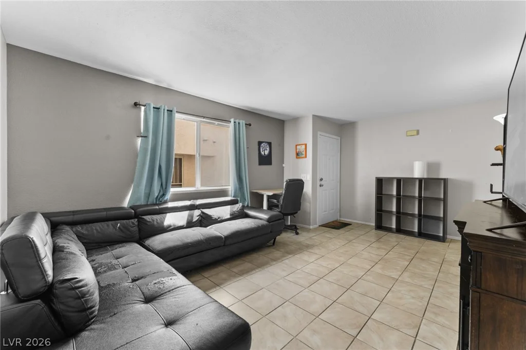 7556 Violet Vista, Las Vegas, NV 89130