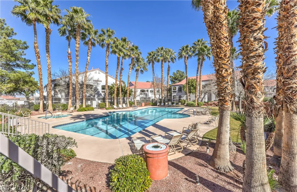 700 Carnegie, Henderson, NV 89052