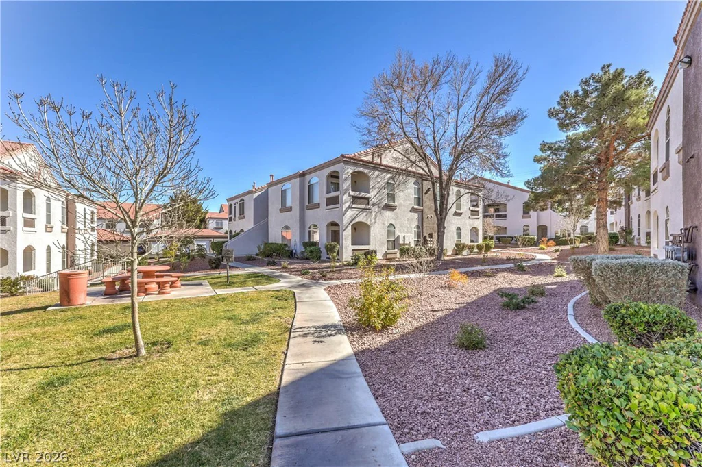 700 Carnegie, Henderson, NV 89052