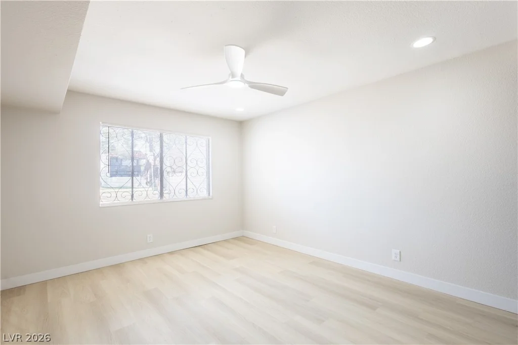 1405 Vegas Valley, Las Vegas, NV 89169