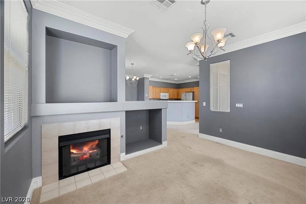 10211 Delray Beach, Las Vegas, NV 89129
