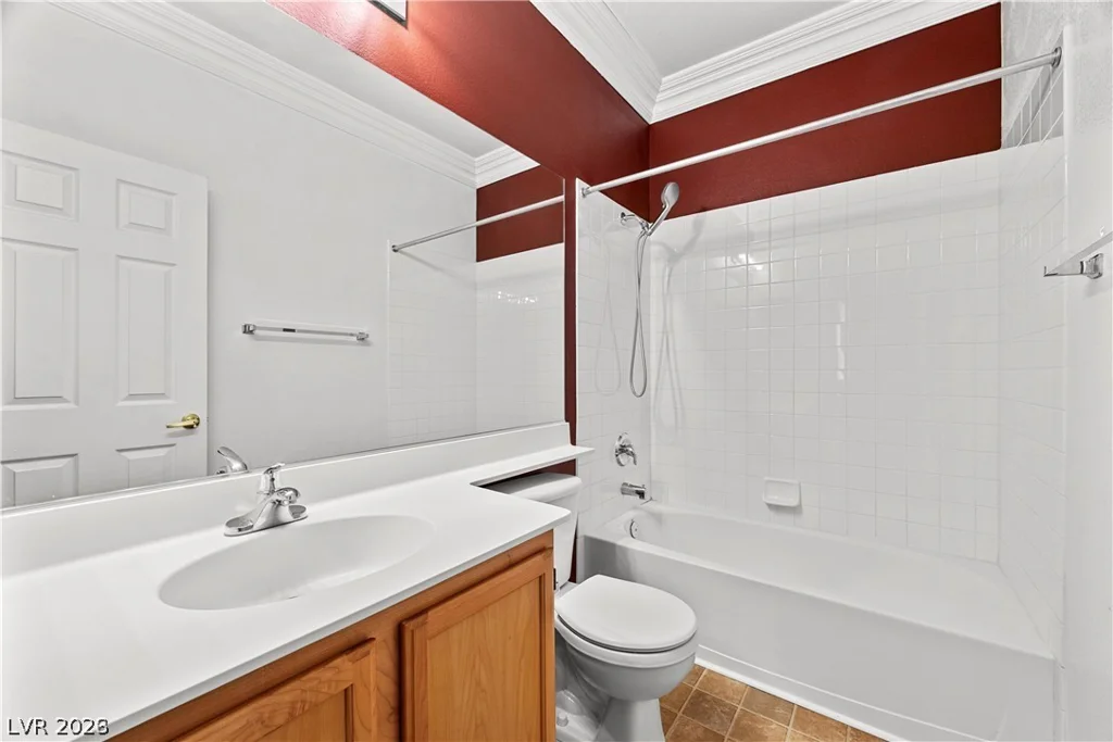 10211 Delray Beach, Las Vegas, NV 89129