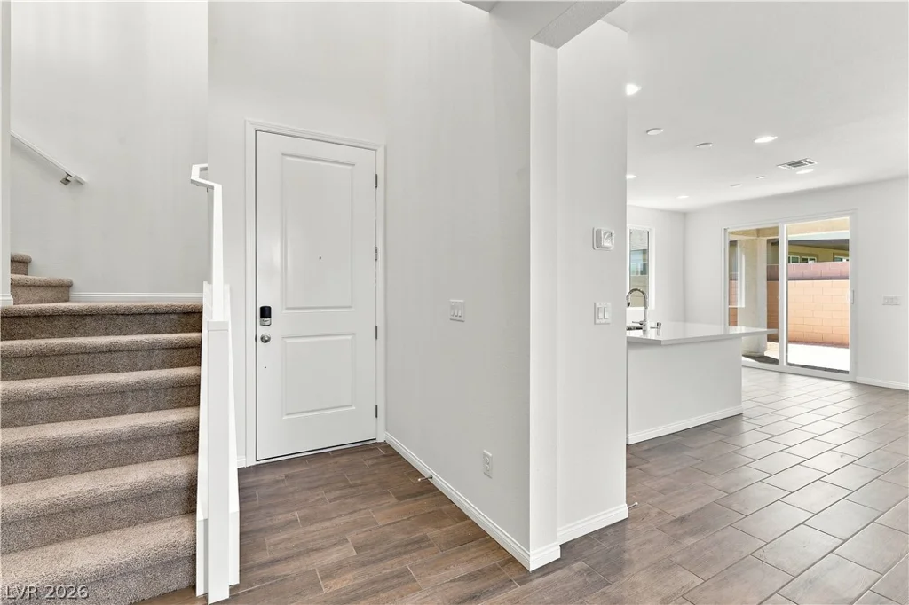 5195 Dustin Keller, Las Vegas, NV 89139
