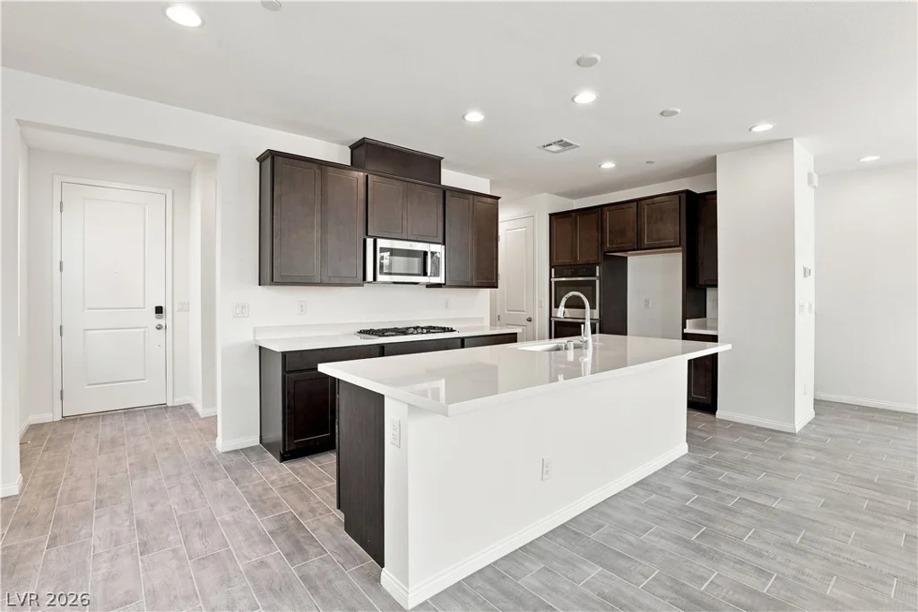 5179 Dustin Keller, Las Vegas, NV 89139