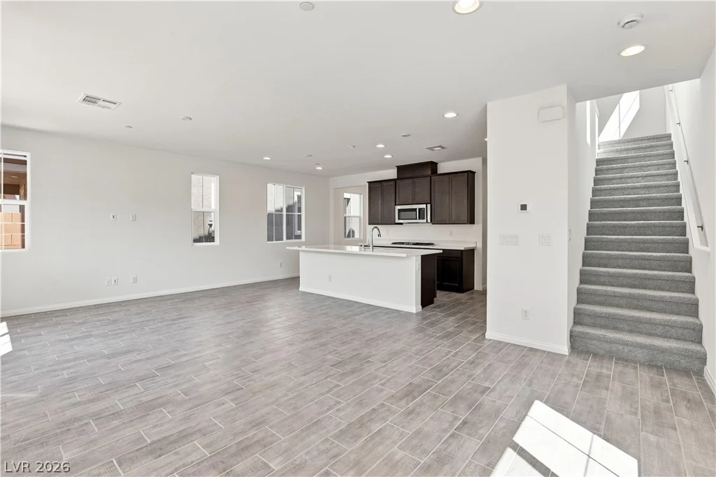 5179 Dustin Keller, Las Vegas, NV 89139