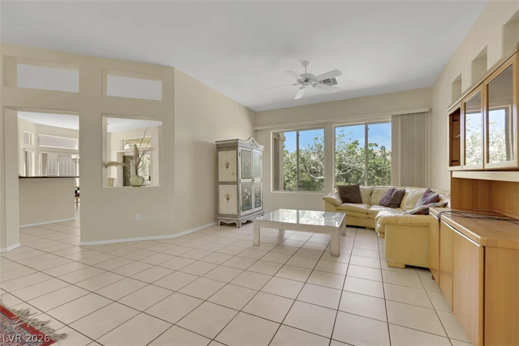 10520 Findlay, Las Vegas, NV 89134