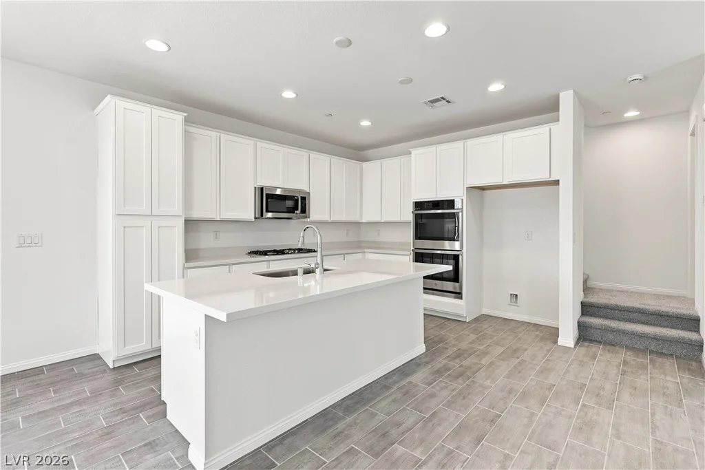 5187 Dustin Keller, Las Vegas, NV 89139